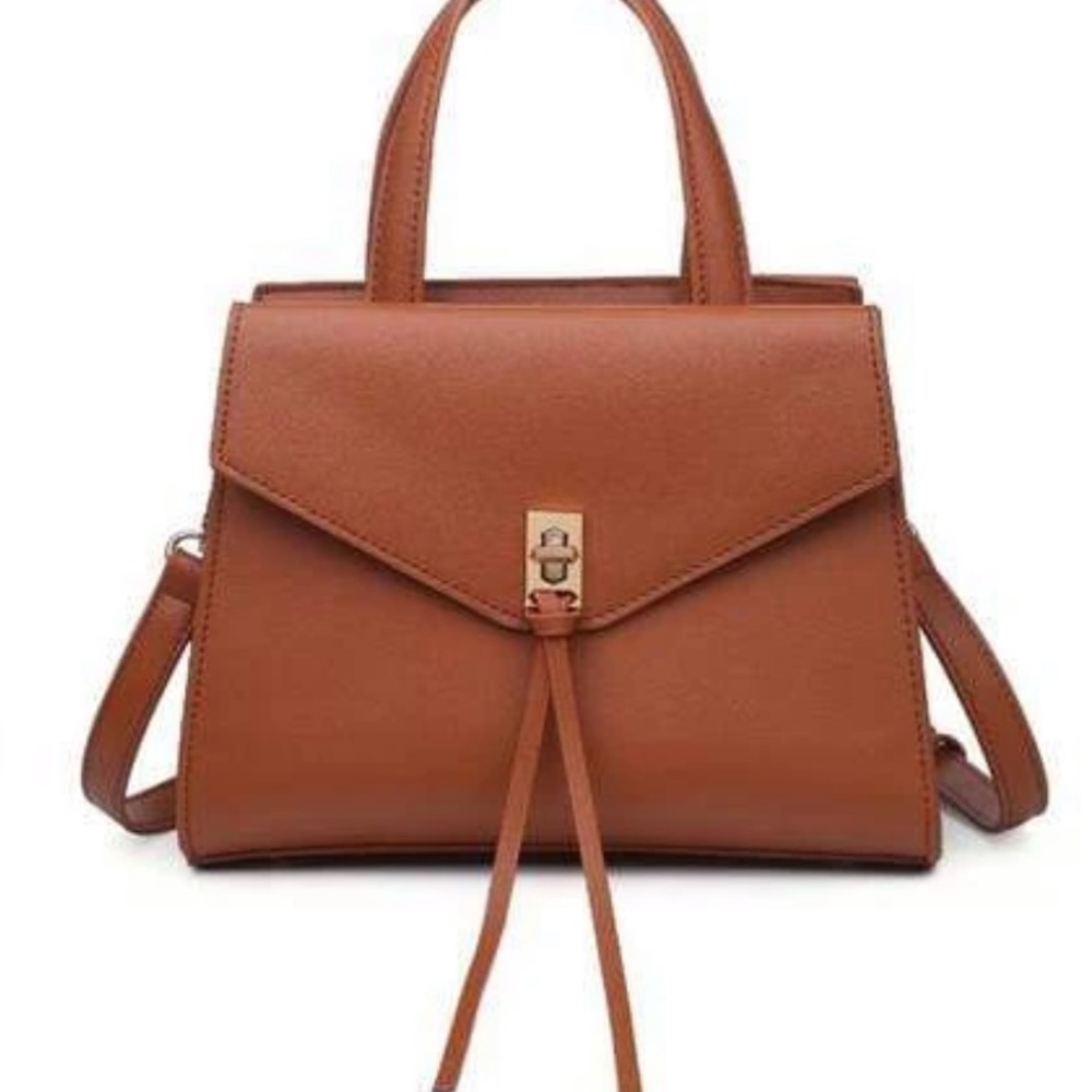 Urban expressions Bella crossbody